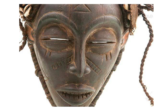 MASQUE AFRICAIN DE RITUEL PWO TCHOKWE RDC CONGO - Masques