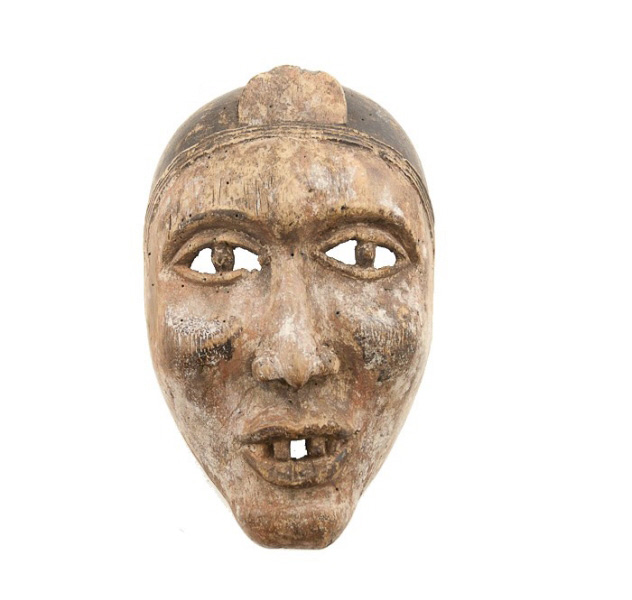 Masque Afrique période Congo belge Zaïre éthnie NGBAKA H=30cm